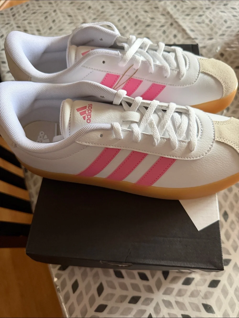 adidas classic low